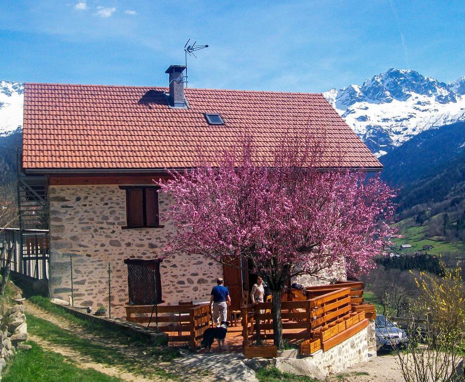 Le Carnival Laval (Isere) Exterior photo
