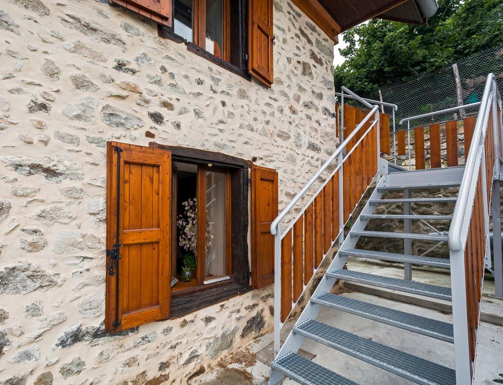Le Carnival Laval (Isere) Exterior photo